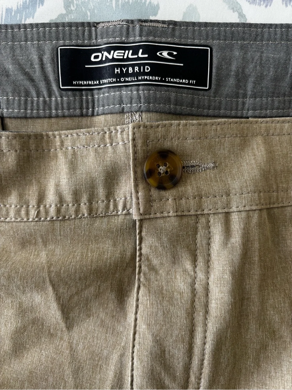 O'Neill Reserve Heather Hybrid Short Khaki 42 Waist 11” Inseam NWT